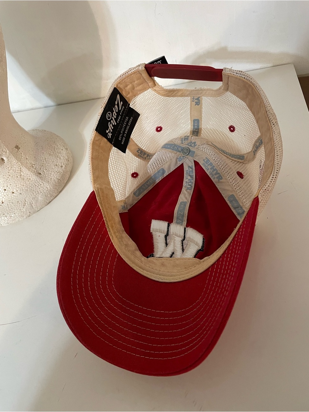 Wisconsin Badgers SnapBack Hat - Picture 5 of 6